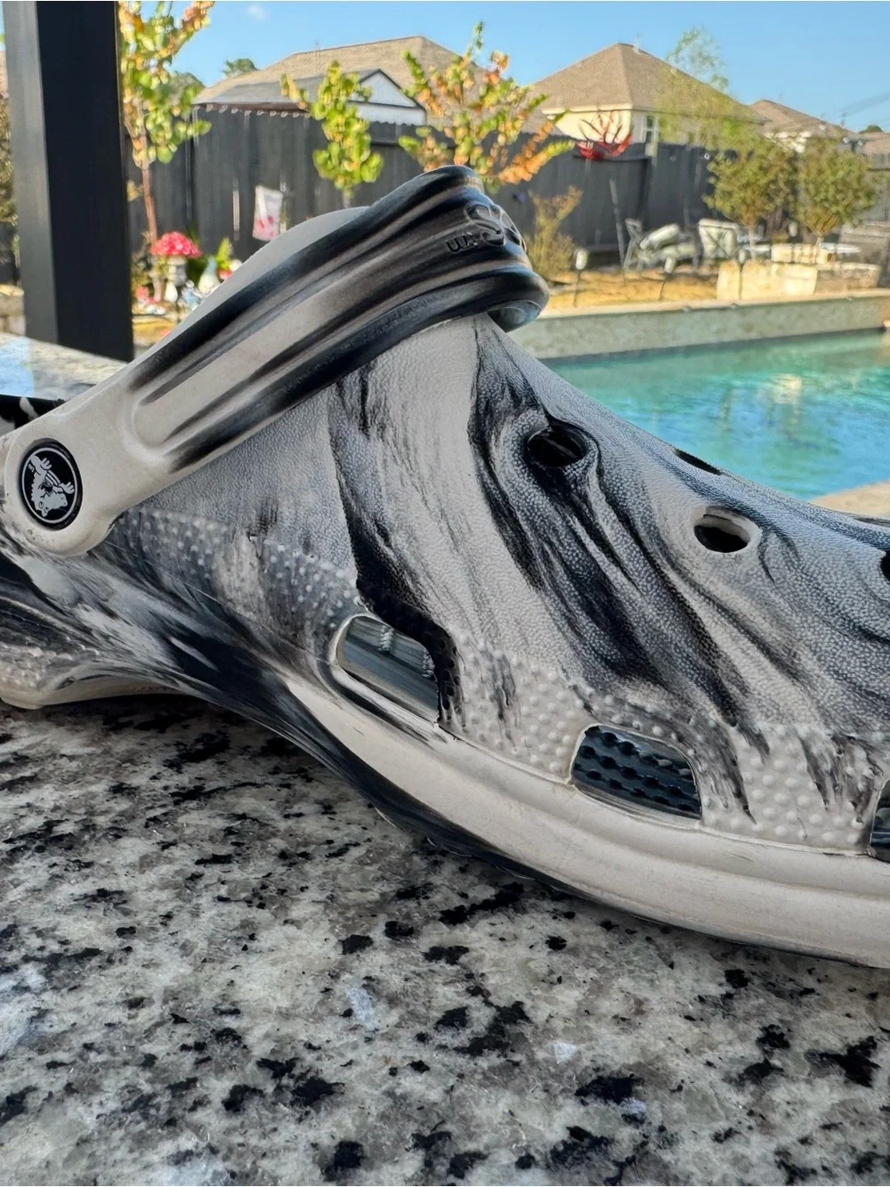 CROCS image shows
